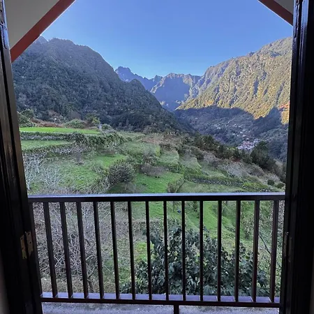 Σαλέ Casa Dos Lamaceiros *