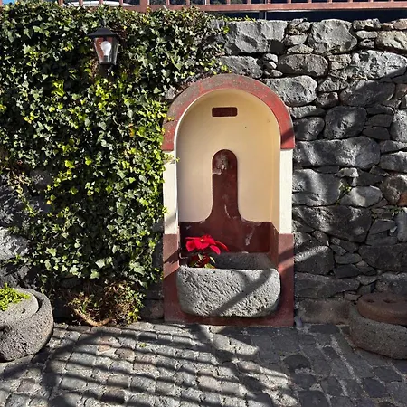 Casa Dos Lamaceiros Domek alpejski *