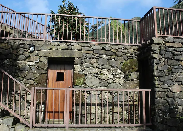 Casa Dos Lamaceiros Domek alpejski *